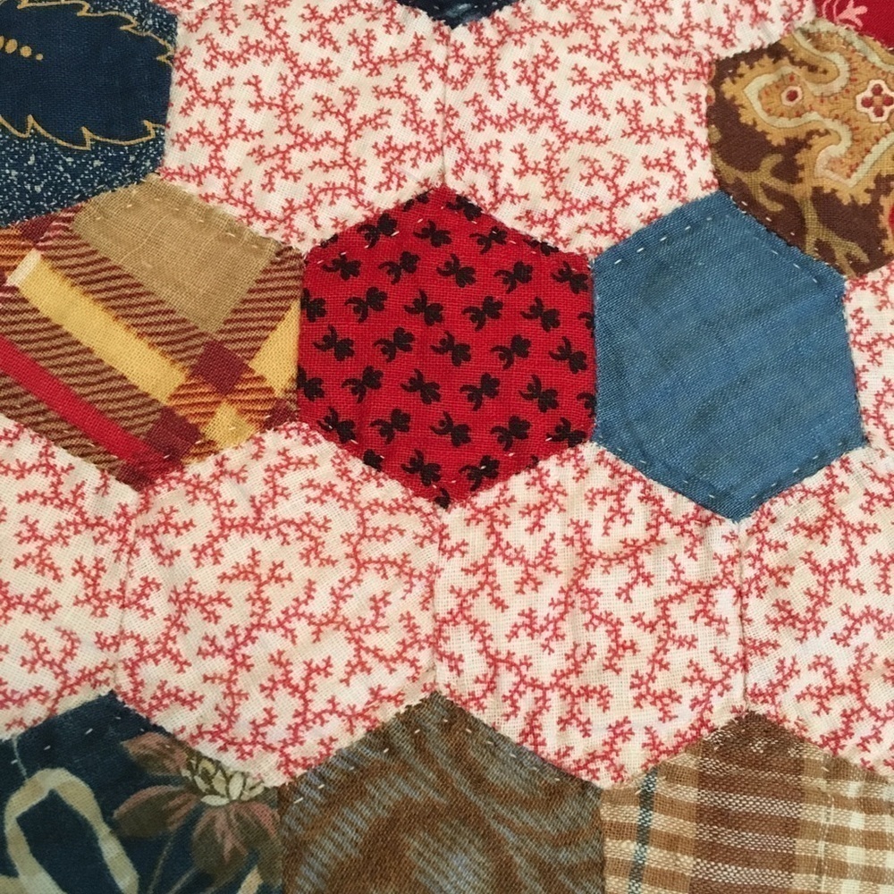 Antique Hand Quilted Flower Garden Quilt - Picture 4 of 8